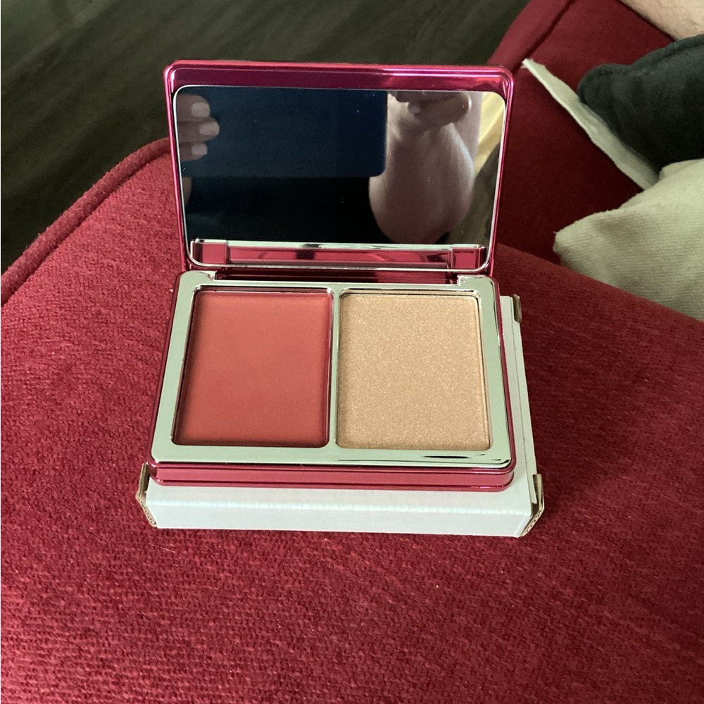 Natasha Nona duo blush